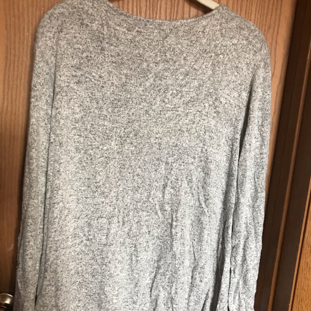 Super soft sweater - Picture 2 of 2